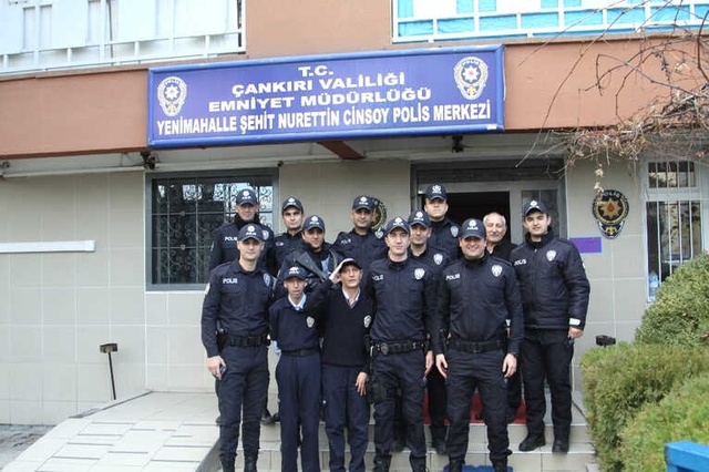 Emniyet Müdürlüğü, Engelli Kardeşlere Hayatının Jestini Yaptı: 1 Günlüğüne Polis Oldular