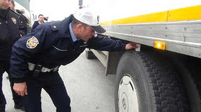 Ceza Yazan Polise Önce Tepki Gösterdi, Ardından Teşekkür Etti