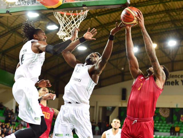 Galatasaray, Darüşşafaka'yı Deplasmanda Devirdi: 84-79