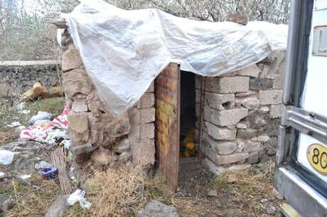Yaşlı Kadın, Yılbaşında Satmak İçin Beslediği Hindileri Çalınınca Hüngür Hüngür Ağladı