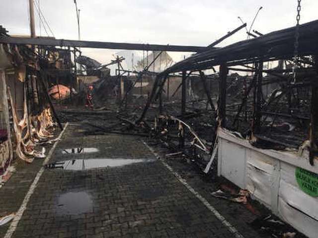Çarşıdaki 30 İş Yerini Yakan Kişi, Adli Kontrol Şartıyla Serbest Kaldı