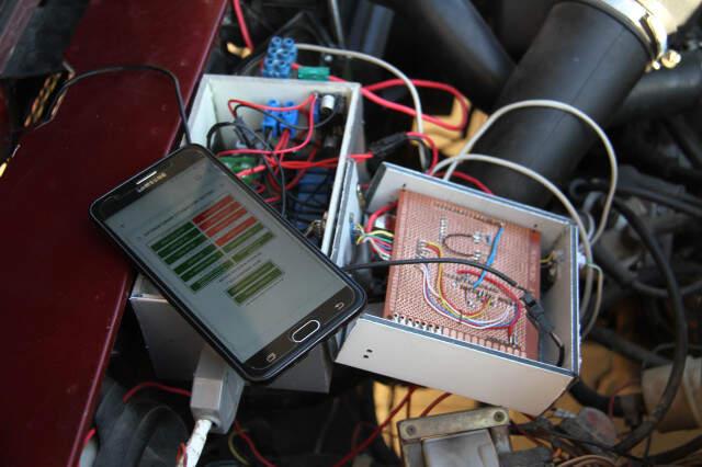 Kara Şimşek'e Özendi, 1993 Model Otomobilini Konuşturdu