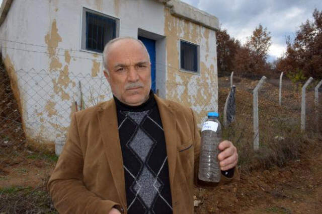 Köyün İçme Suyuna Mazot ve Yanmış Motor Yağı Karıştırdılar Suya Mazot ve Motor Yağı Karıştırıldı, Köylüler 3 Gündür Susuz Kaldı!