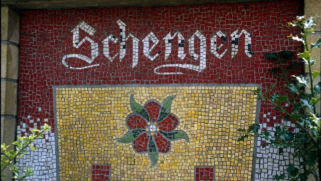 Schengen: Avrupa'da Seyahati Değiştiren Köy