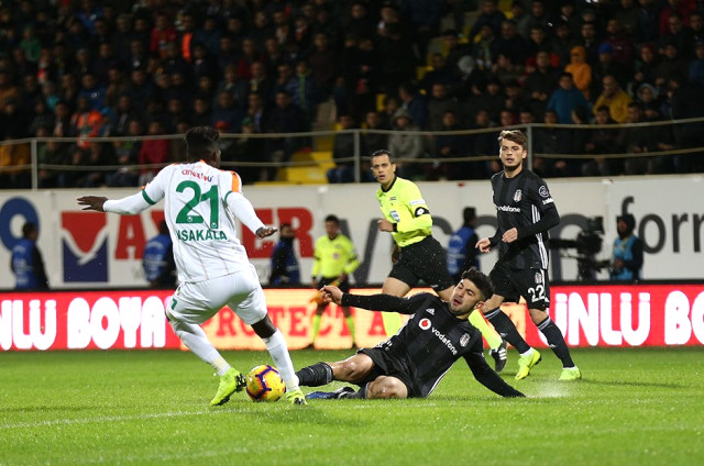 Alanyaspor'a Konuk Olan Beşiktaş, Rakibiyle 0-0 Berabere Kaldı