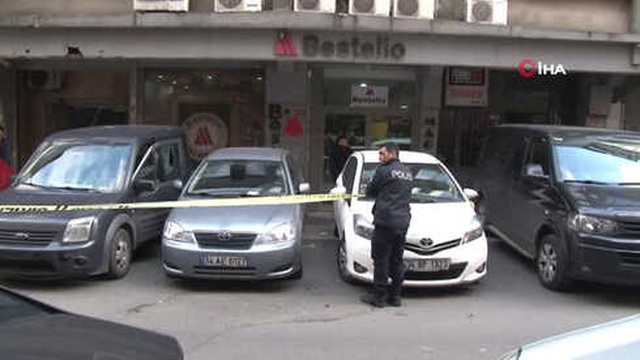 2 Gaspçı, Bir Kişiyi Vurarak Elindeki Para Dolu Çantayı Alıp Kayıplara Karıştı