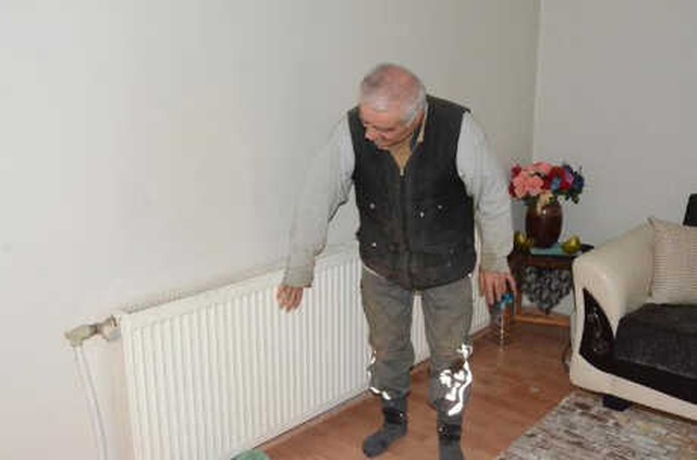 Emekli Öğretmen, Geliştirdiği Sistemle Doğal Gaz Faturası Ödemiyor