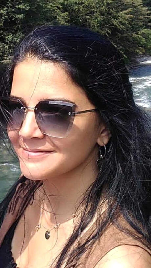 Otomobil Ağaca Çarptı, Fatma Öğretmen Yaşamını Yitirdi