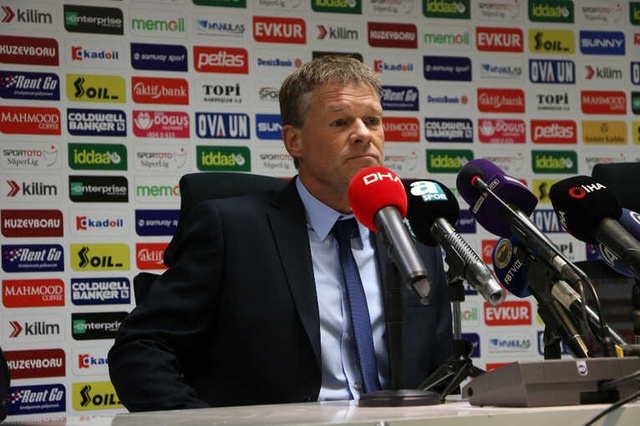 Fenerbahçe Teknik Sorumlusu Erwin Koeman: Bizim İçin Bir Şoktu Gerçekten
