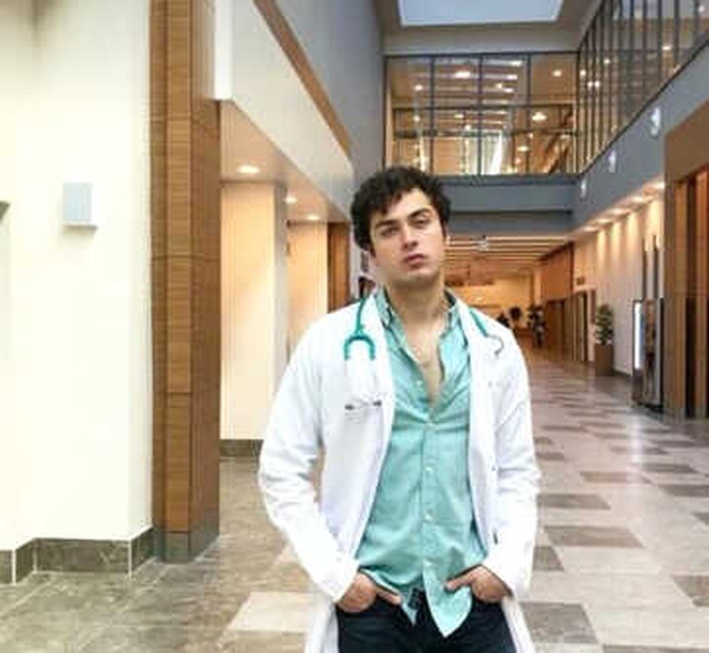 Üniversiteyi Yasa Boğan Doktor Cinayetinde, Tıp Öğrencisi ve Doktor Sevgilisi Tutuklandı