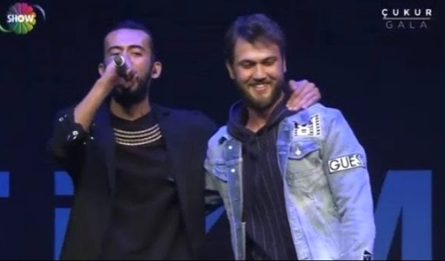 45. Pantene Altın Kelebek Ödülleri'nde En İyi Şarkı Ödülünü Ünlü Rapçi Gazapizm Kazandı