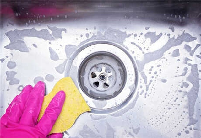 Kötü Kokan Lavabo Doğal Yoldan Nasıl Temizlenir?