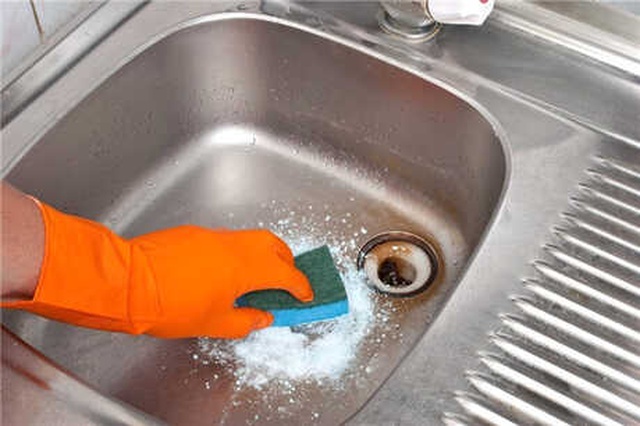 Kötü Kokan Lavabo Doğal Yoldan Nasıl Temizlenir?