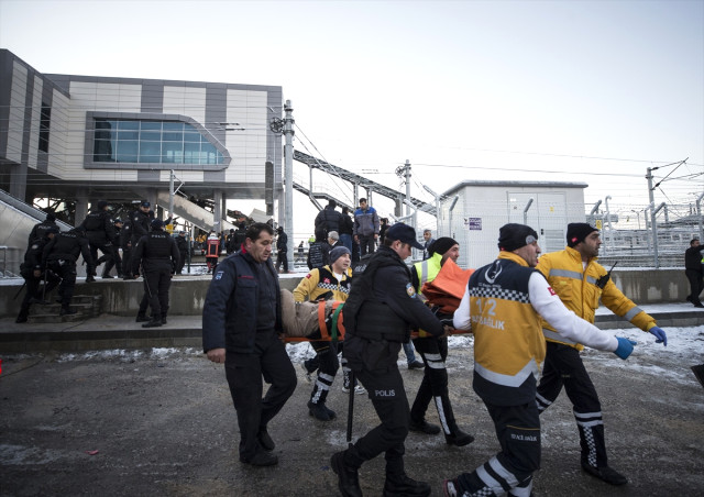 Erdoğan'dan 9 Kişinin Hayatını Kaybettiği Tren Kazasıyla İlgili Jet Talimat: Tüm Birimler Seferber Edilsin