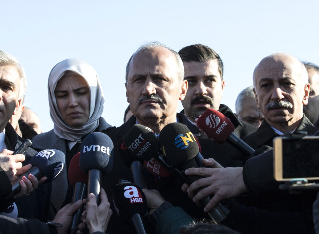 Ulaştırma Bakanı Turhan: 3 Makinist ve 6 Yolcu Hayatını Kaybetti, 47 Yaralı Var