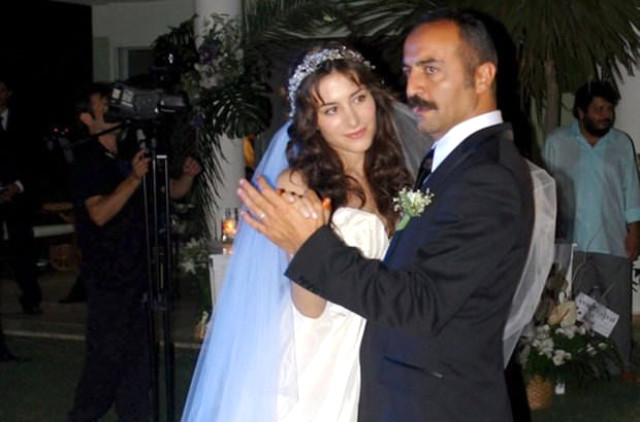 Yılmaz Erdoğan ve 12 Yıl Önce Evlendiği Belçim Bilgin Boşandı