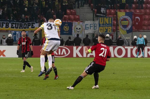 Gruptan Çıkmayı Garantileyen Fenerbahçe, Son Maçta Spartak Trnava'ya 1-0 Mağlup Oldu