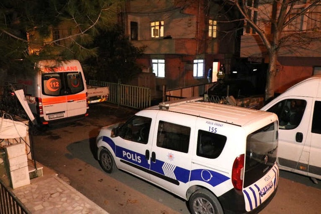 Genç Kız Amcasının Evinde Ölü Bulundu