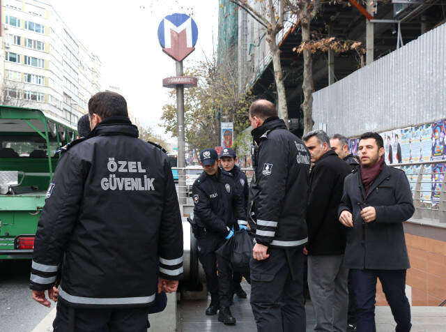 Osmanbey'de Bir Kişi Raylara Atlayarak İntihar Etti, Metro Seferleri Normale Döndü