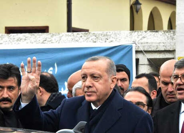 Cumhurbaşkanı Erdoğan, Yaşlı Kadının Torunu İçin İş İsteğini Geri Çevirmedi