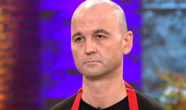 MasterChef Murat Özdemir, Papağanına İşkence Ettiği Video ile Kan Dondurdu