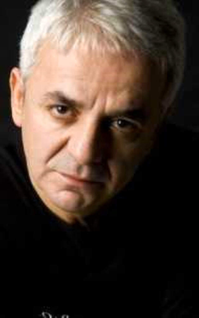 Zafer Algöz'ün Yolda Bulduğu İçi Mücevher Dolu Çantanın Sahibi Uludağ Gazozları'nın Patronu Çıktı! Zafer Algöz Kimdir?