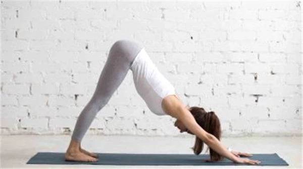 Yoga Hareketleri: Güne Enerjik Başlamanızı Sağlayacak Duruşlar ve Faydaları