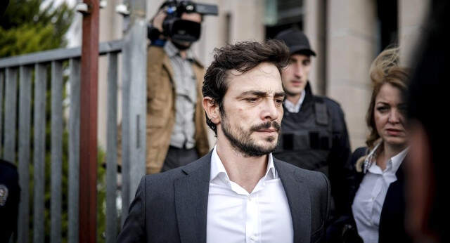 5 Yıl Hapsi İstenen Ahmet Kural ve Sıla'nın Kavgasının Detayları Ortaya Çıktı: Gömleğinde Kan Vardı 5 Yıl Hapsi İstenen Ahmet Kural ve Sıla'nın Kavgasının Detayları Ortaya Çıktı: Gömleğinde Kan İzi Vardı
