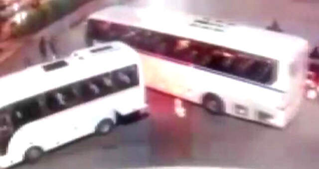Kontrolden Çıkan Servis Otobüsü Yayaları Ezdi: 1 Ölü, 3 Yaralı Kontrolden Çıkan Servis Otobüsü Yayaları Ezdi: 1 Ölü, 3 Yaralı