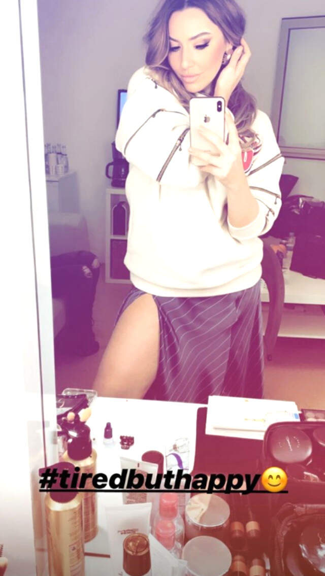 Ünlü Şarkıcı Hadise, Gelinlik Giydi!