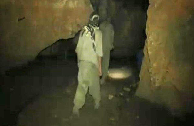 Savaş Uçakları, Tunceli'de Teröristlerin Sıkıştırıldığı Mağarayı Bombaladı