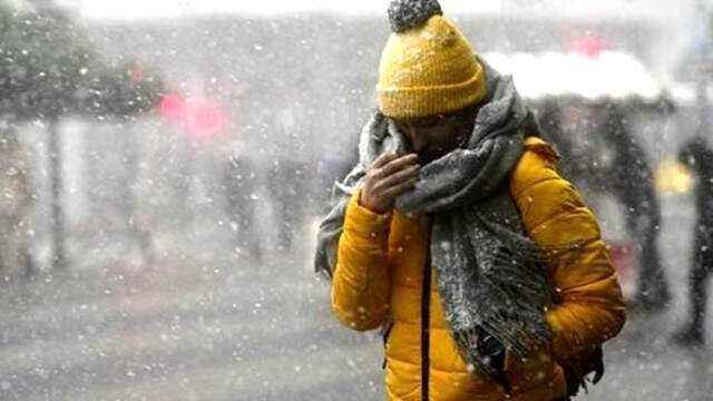 İstanbul'da Çarşamba Günü Beklenen Kar Yağışı Megakenti Günlerce Esir Alacak İstanbul'da Çarşamba Günü Beklenen Kar Yağışı Megakenti Günlerce Esir Alacak