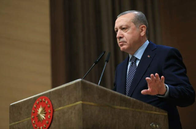 Cumhurbaşkanı Erdoğan, Telefon Bağlantısıyla Ankara'daki Gençlere Seslendi Erdoğan'dan Ankara'daki <a class='keyword-sd' href='/ak-parti/' title='AK Parti'>AK Parti</a>'li Gençlere Özhaseki ve Gökçek Mesajı: Devam Ettirmemiz Lazım