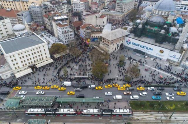 Milli Piyango Kuyruğu Havadan Böyle Fotoğraflandı