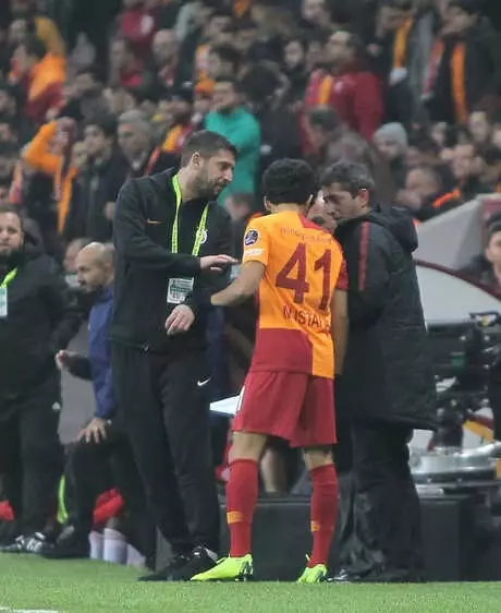 Galatasaray'ın 16 Yaşındaki Futbolcusu Mustafa Kapı, Tarihe Geçti