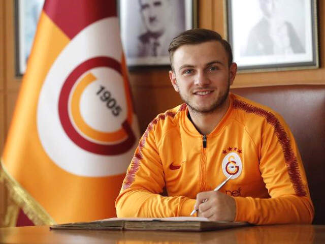 Galatasaray, Genç Oyuncularının Sözleşmelerini Uzattı Galatasaray, Genç Oyuncularının Sözleşmelerini Uzattı