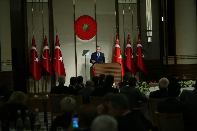 Erdoğan'dan CHP Lideri Kılıçdaroğlu'na: Senin Cumhurbaşkanın Olmaya Merakla Değilim Erdoğan'dan CHP Lideri Kılıçdaroğlu'na: Senin Cumhurbaşkanın Olmaya Meraklı Değilim