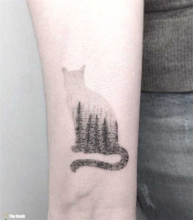 Kedi İnsanlarını Kendine Aşık Edecek 20 Kedili Dövme Önerisi