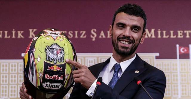 Instagram'da Yaptığı Paylaşımla Gündem Olan Kenan Sofuoğlu Kimdir?