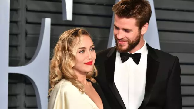 Miley Cyrus Oyuncu Sevgilisi Liam Hemsworth ile Evlendi