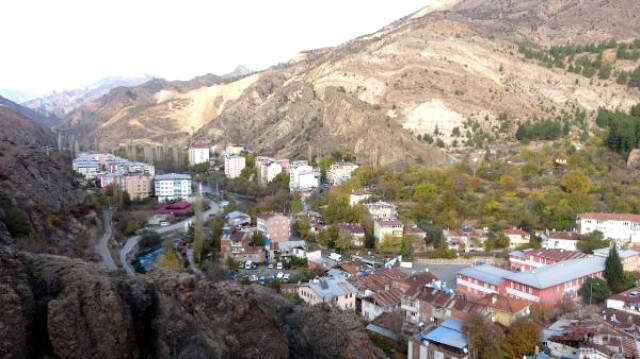 Yapımı Devam Eden Yusufeli Barajı Nedeniyle Sular Altında Kalacak Olan Yusufeli İlçesi 7. Kez Taşınacak Yapımı Devam Eden Yusufeli Barajı Nedeniyle Sular Altında Kalacak Olan Yusufeli İlçesi 7. Kez Taşınacak
