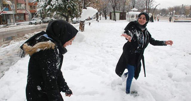 Yoğun Kar Yağışı Nedeniyle 11 İlde Eğitime Ara Verildi! İşte O İller