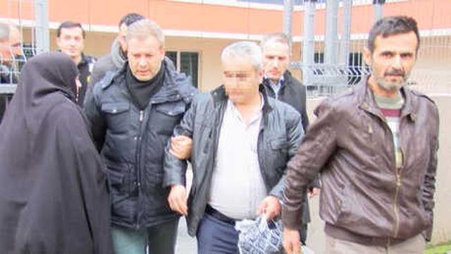 İstanbul'un Göbeğinde Skandal! Babası, Genç Kızı Zincire Vurdu