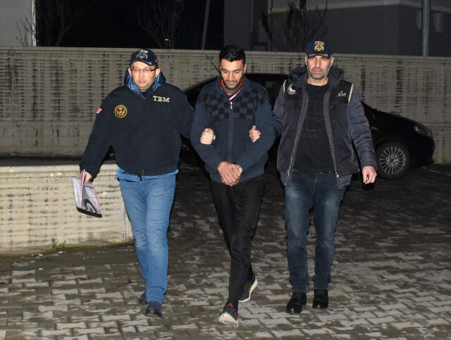Son Dakika! Ankara ve Samsun'da DEAŞ Operasyonu! 10 Şüpheli Gözaltına Alındı Ankara ve Samsun'da DEAŞ Operasyonu! 10 Şüpheli Gözaltına Alındı