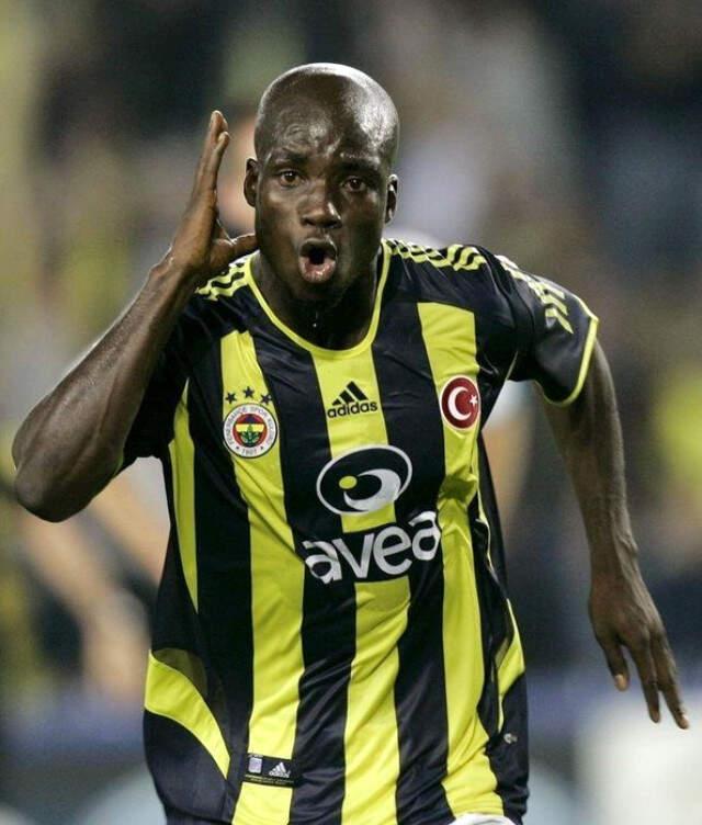 Irkçılık İtirafıyla Gündeme Gelen Fenerbahçe'nin Eski Futbolcusu Stephen Appiah Kimdir?