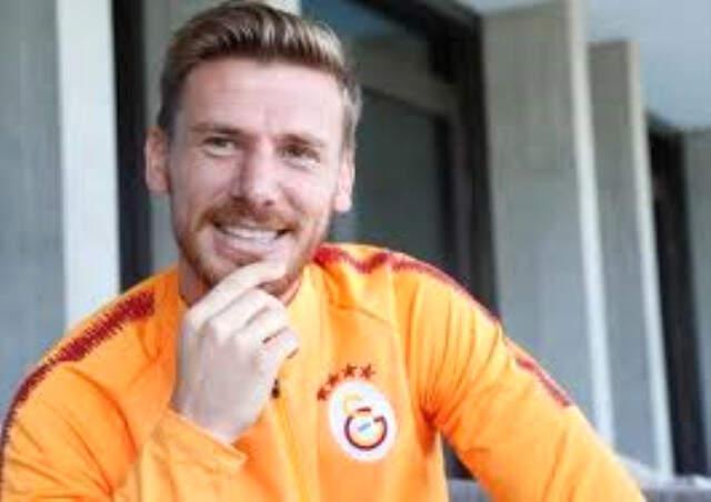 Fenerbahçe'ye Transferi Konuşulan Serdar Aziz Kimdir?