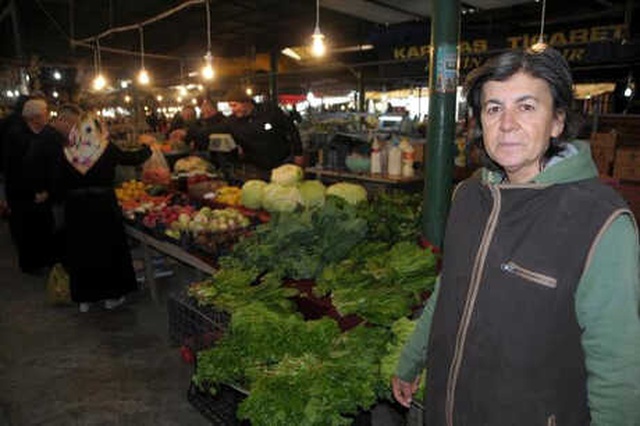 İş Yerini Kapatıp Hobi Olarak Uğraşmaya Başladığı Seracılığı Meslek Haline Getiren Kadın Girişimci, Kazancını İkiye Katladı