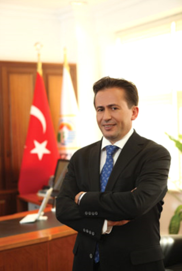 AK Parti İstanbul Tuzla Belediye Başkan Adayı Şadi Yazıcı Kimdir? Nerelidir?
