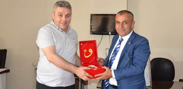 BBP İstanbul İl Başkanı : BBP, Cumhur İttifakının Üvey Evladı Muamelesi Görmüştür BBP İstanbul İl Başkanı: BBP, Cumhur İttifakı'nın Üvey Evladı Muamelesi Görmüştür