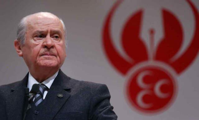 Dünya Siyaset Tarihine Geçti! MHP Lideri Bahçeli, Başka Partiye Oy Verecek